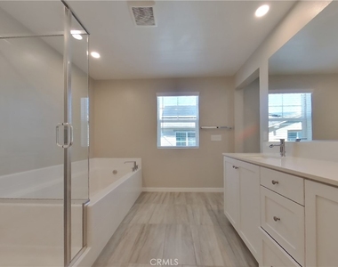 31726 Luther Drive - Photo Thumbnail 8