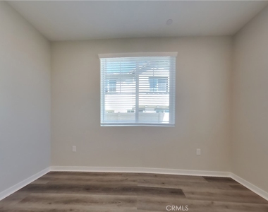 31726 Luther Drive - Photo Thumbnail 1