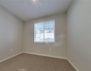 31726 Luther Drive - Photo Thumbnail 9