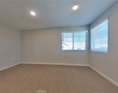 31726 Luther Drive - Photo Thumbnail 16