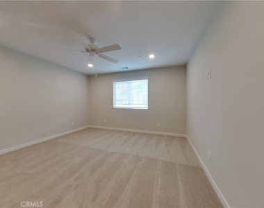 31728 Willowood Way - Photo Thumbnail 8