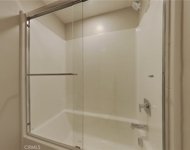 31646 Rosetta Street - Photo Thumbnail 14