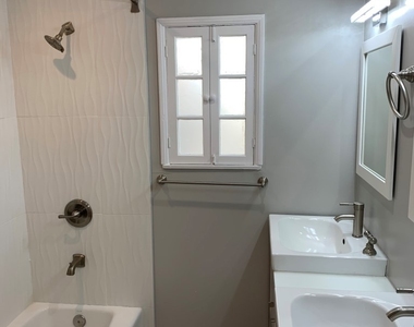 12332 Laurel Terrace Drive - Photo Thumbnail 9
