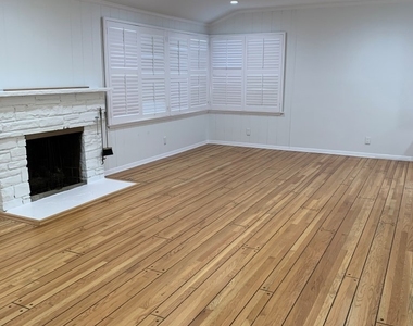 12332 Laurel Terrace Drive - Photo Thumbnail 1