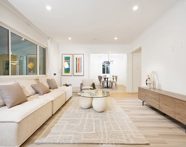 15440 Varden Street - Photo Thumbnail 12