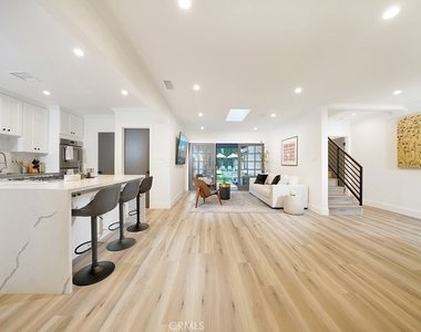 15440 Varden Street - Photo Thumbnail 16