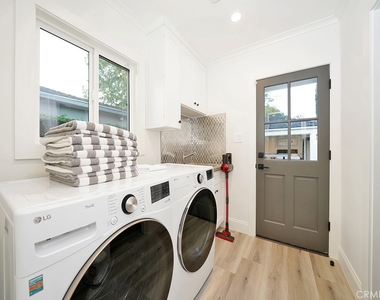 15440 Varden Street - Photo Thumbnail 18
