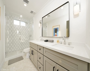 15440 Varden Street - Photo Thumbnail 21