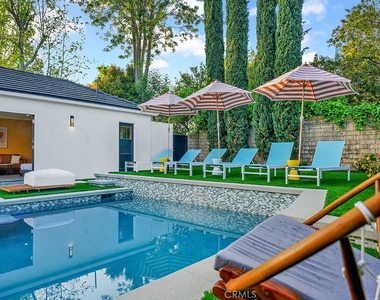 15440 Varden Street - Photo Thumbnail 4