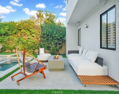15440 Varden Street - Photo Thumbnail 7