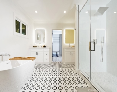 15440 Varden Street - Photo Thumbnail 28