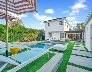 15440 Varden Street - Photo Thumbnail 5