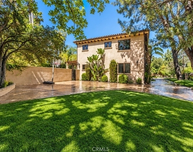 5427 Genesta - Photo Thumbnail 21