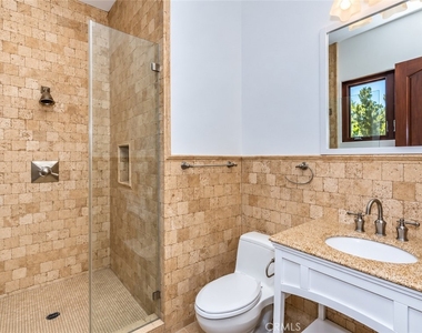5427 Genesta - Photo Thumbnail 11