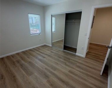 1038 Western Avenue - Photo Thumbnail 9