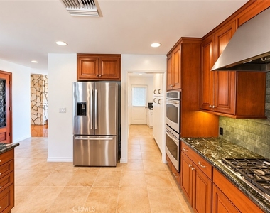 1156 Las Pulgas - Photo Thumbnail 13