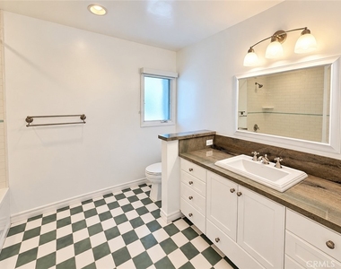 1156 Las Pulgas - Photo Thumbnail 28