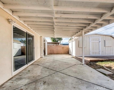 44335 Glenraven Road - Photo Thumbnail 22