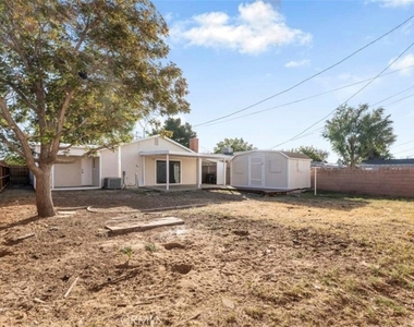 44335 Glenraven Road - Photo Thumbnail 20