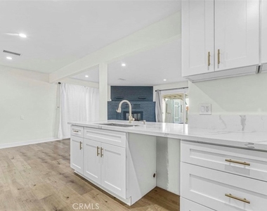 44335 Glenraven Road - Photo Thumbnail 10