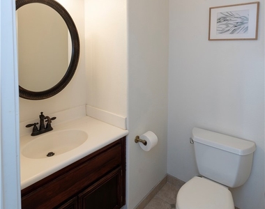 27604 Redwood Way - Photo Thumbnail 18