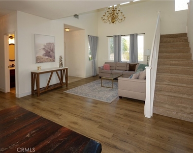 27604 Redwood Way - Photo Thumbnail 17