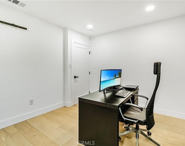 3023 Glendon Avenue - Photo Thumbnail 16