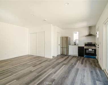 3023 Glendon Avenue - Photo Thumbnail 17