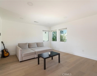 3023 Glendon Avenue - Photo Thumbnail 9