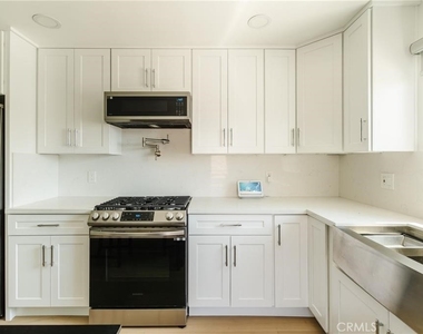 3023 Glendon Avenue - Photo Thumbnail 14