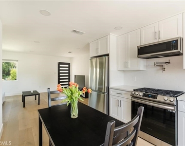 3023 Glendon Avenue - Photo Thumbnail 13