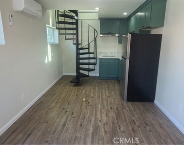 22054 Independencia - Photo Thumbnail 34