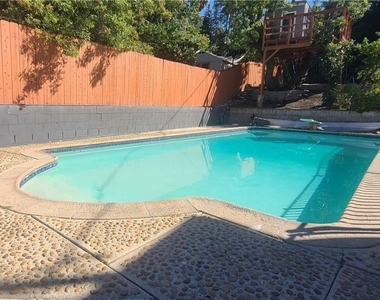 22054 Independencia - Photo Thumbnail 2