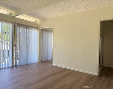 13223 Moorpark Street - Photo Thumbnail 1