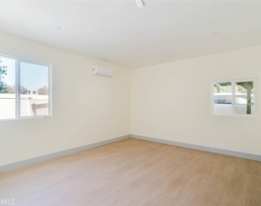 7227 Forbes Avenue - Photo Thumbnail 19