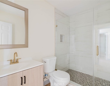 7227 Forbes Avenue - Photo Thumbnail 21