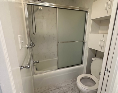 1209 Beryl Street - Photo Thumbnail 12