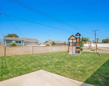 3546 Hillview Drive - Photo Thumbnail 28