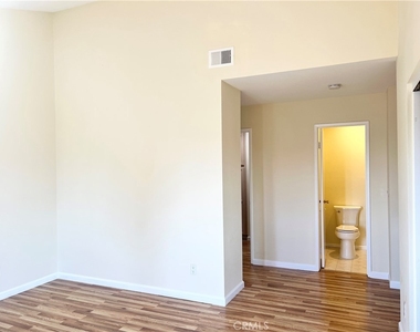 13946 Sandy Way - Photo Thumbnail 14