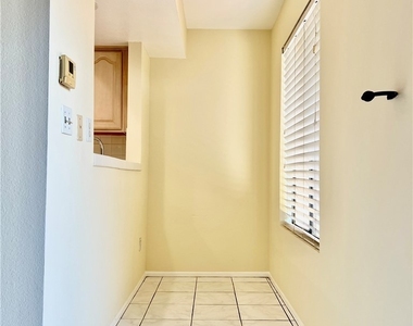 13946 Sandy Way - Photo Thumbnail 9