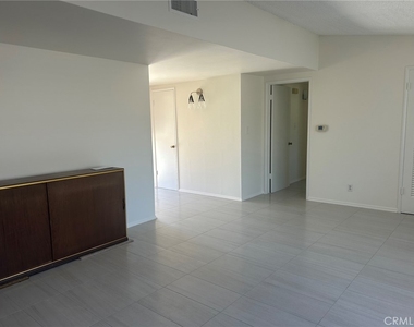 248 Wake Forest - Photo Thumbnail 3