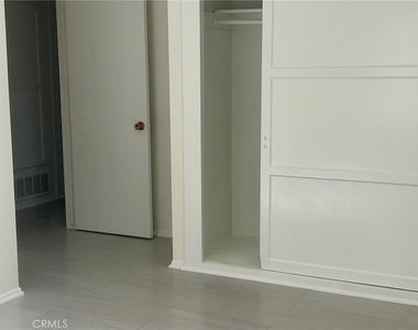 248 Wake Forest - Photo Thumbnail 20