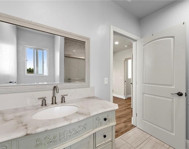 10724 Bonavista - Photo Thumbnail 14