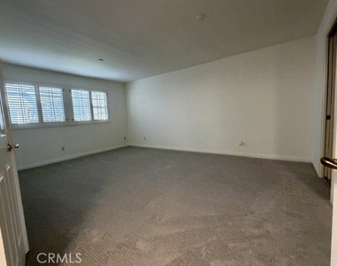 2020 S Western Avenue - Photo Thumbnail 25