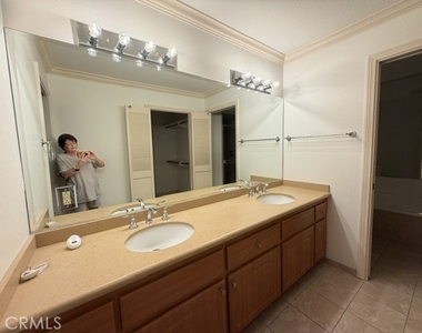 2020 S Western Avenue - Photo Thumbnail 20