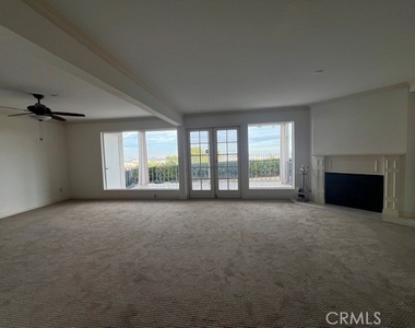 2020 S Western Avenue - Photo Thumbnail 5