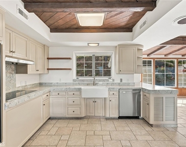 72 Saddleback Road - Photo Thumbnail 14