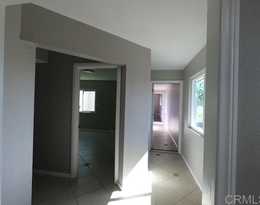 273 Date Avenue - Photo Thumbnail 11