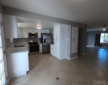 273 Date Avenue - Photo Thumbnail 2