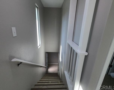 273 Date Avenue - Photo Thumbnail 9